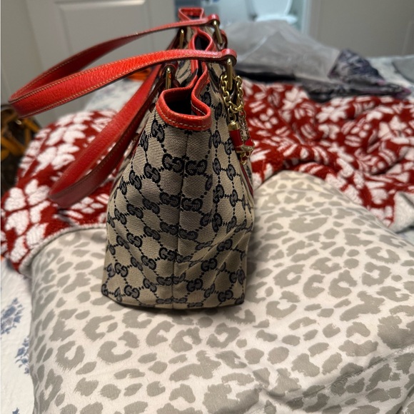 Authentic Gucci tote tan and red. Comes with certificate of authenticity - Picture 3 of 12